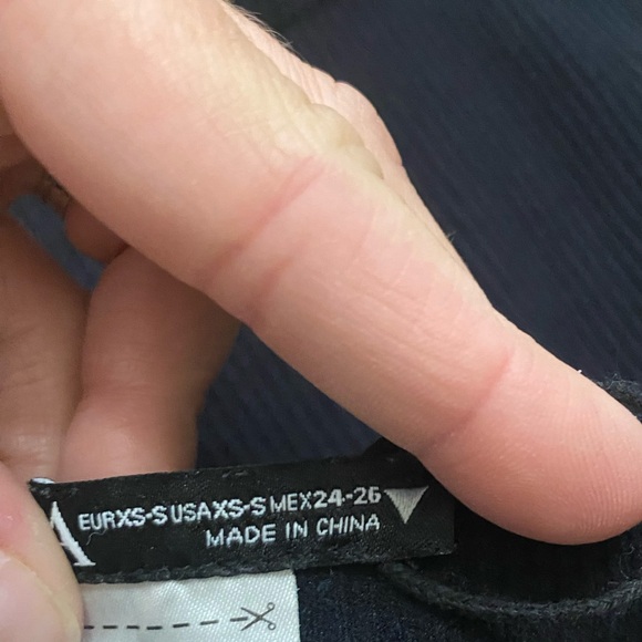 Zara Basic Crop Top or Bralette - Picture 4 of 8